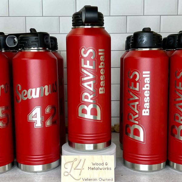 red 40 oz water bottles engraved for sports team